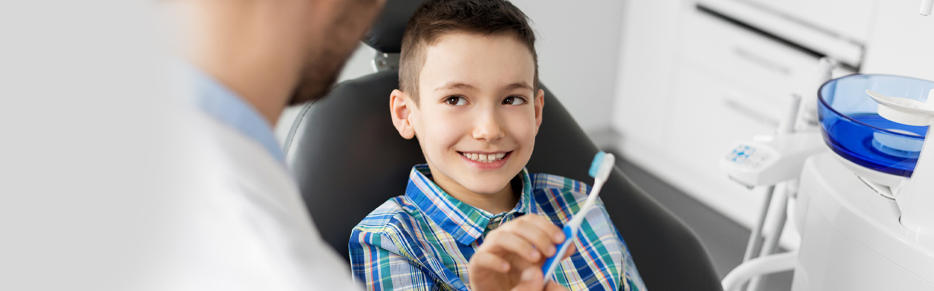 What Food to Eat and Avoid For a Child’s Dental Health